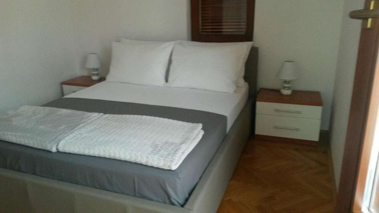 Apartmani Porat Malinska Exteriör bild