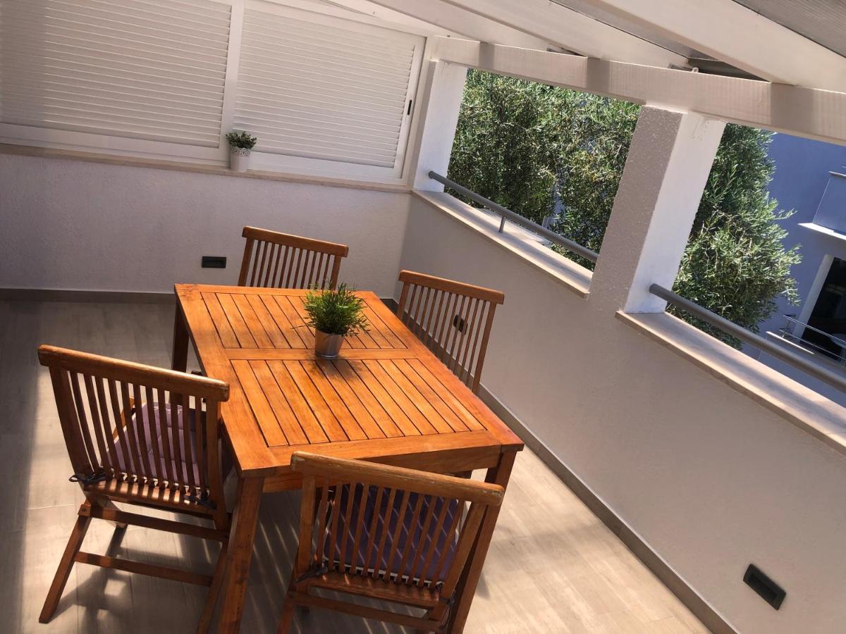 Apartmani Porat Malinska Exteriör bild